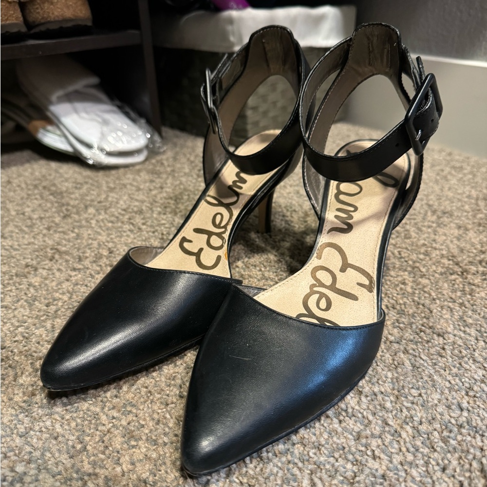 Sam Edelman Okala Ankle-wrap leather pump